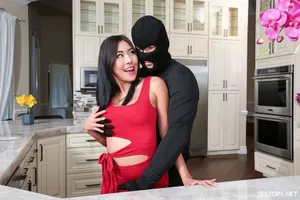 búp măng non vào đời sớm